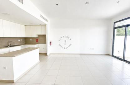 Townhouse - 4 Bedrooms - 4 Bathrooms for rent in Noor Townhouses - Town Square - Dubai
