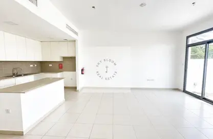 Townhouse - 4 Bedrooms - 4 Bathrooms for rent in Noor Townhouses - Town Square - Dubai