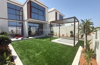 Townhouse - 3 Bedrooms - 4 Bathrooms for sale in Nad Al Dhabi - Al Jubail Island - Abu Dhabi