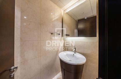 Apartment - 1 Bedroom - 2 Bathrooms for sale in Burj Khalifa - Burj Khalifa Area - Downtown Dubai - Dubai