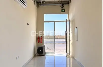 سكن عمال - استوديو للايجار في سونابور - المحيصنة - دبي