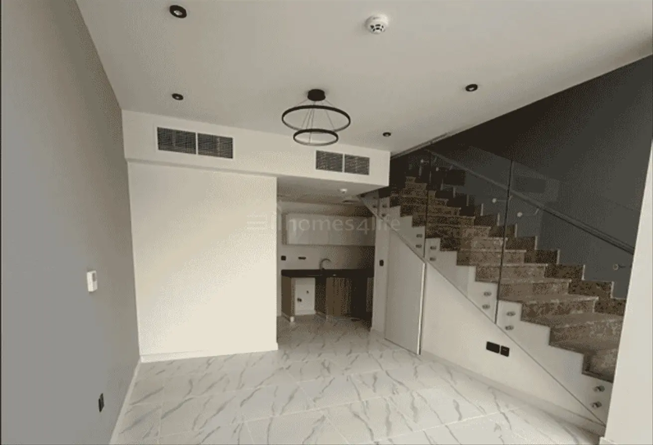 165596124 - Property Main Image