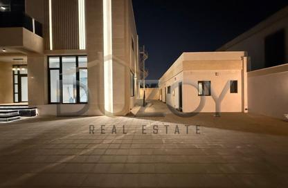 Villa - 5 Bedrooms - 7 Bathrooms for rent in Nad Al Sheba Villas - Nad Al Sheba 3 - Nad Al Sheba - Dubai