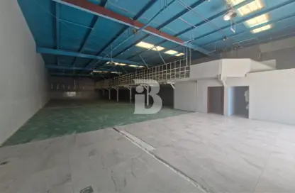 Warehouse - Studio for rent in Al Quoz 3 - Al Quoz - Dubai