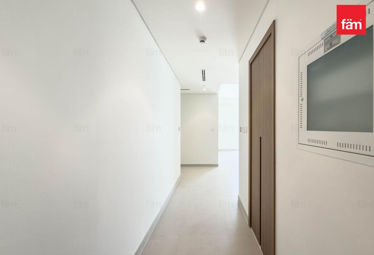 Brand New | Full Lagoons & Canal View | High Floor photo 8