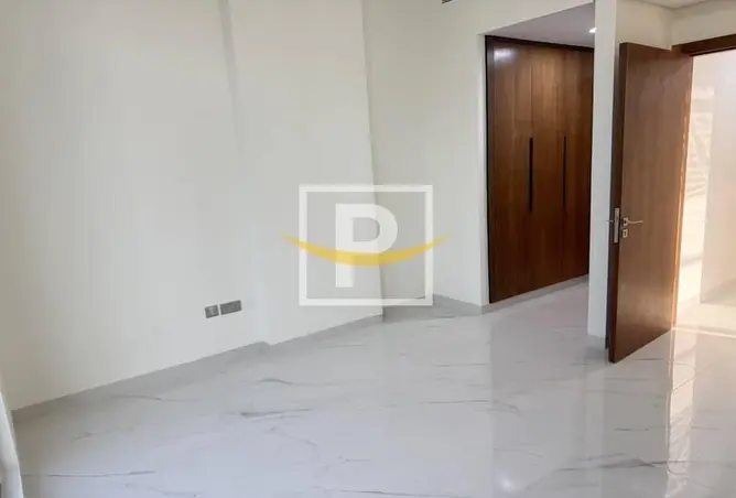 104692390 - صورة العقار 2