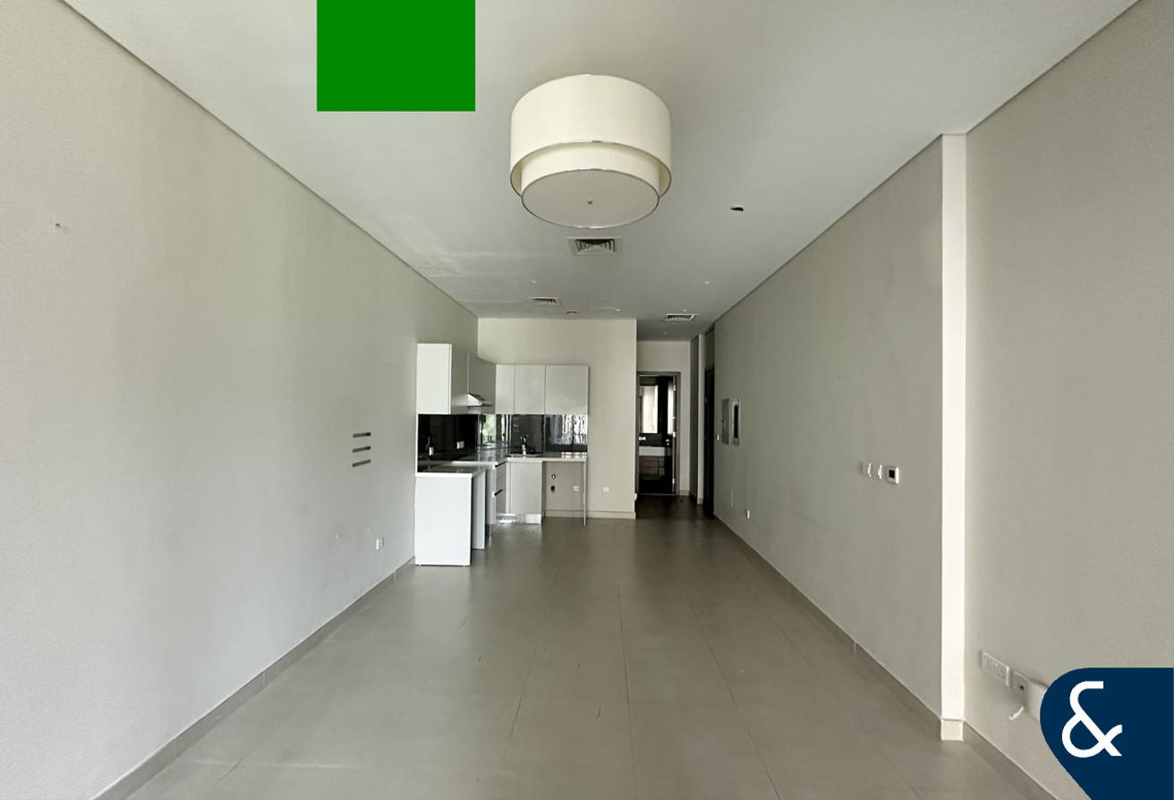 Studio | Burj View | Part Furnished photo 16