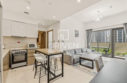 Apartment - 1 Bedroom - 1 Bathroom for sale in Burj Royale - Downtown Dubai - Dubai