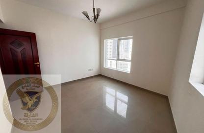 Apartment - 2 Bedrooms - 2 Bathrooms for rent in Al Khan 5 building - Al Khan - Sharjah