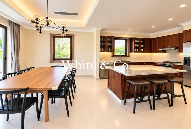 157800380 - Property Image 3