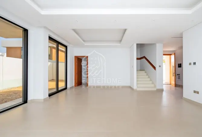 138800282 - Property Image 2