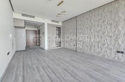 Apartment - Studio - 1 Bathroom for rent in Binghatti Crystals - Dubai Silicon Oasis - Dubai