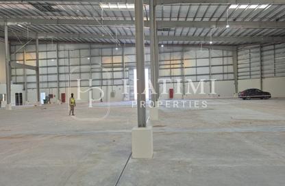 Warehouse - Studio - 1 Bathroom for rent in Umm Al Thuoob - Umm Al Quwain