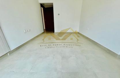 Apartment - 1 Bedroom - 2 Bathrooms for rent in Jumeirah Garden City - Al Satwa - Dubai
