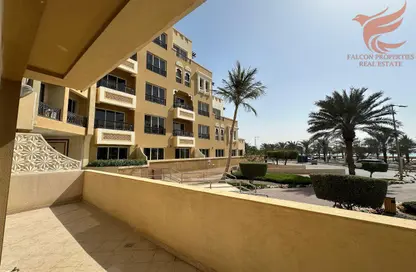 شقة - 2 غرف نوم - 3 حمامات للايجار في باب البحر - جزيرة المرجان - رأس الخيمة