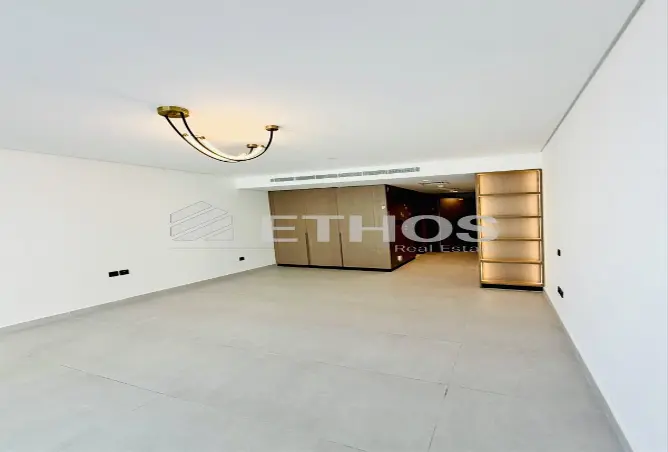 166076405 - Property Image 2