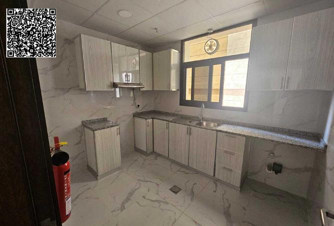 92692389 - Property Image 3