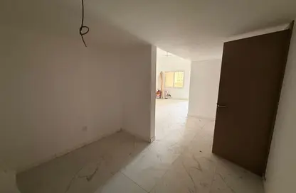 Apartment - 2 Bedrooms - 2 Bathrooms for rent in Abu Shagara building - Abu shagara - Sharjah