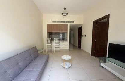 Apartment - 1 Bedroom - 2 Bathrooms for rent in Saleh Residence 3 - Jumeirah Garden City - Al Satwa - Dubai