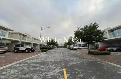 تاون هاوس - 3 غرف نوم - 3 حمامات للايجار في فلل اكنان - فاردون - داماك هيلز 2 - دبي