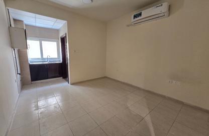 Apartment - Studio - 1 Bathroom for rent in Fire Station Road - Muwaileh - Sharjah