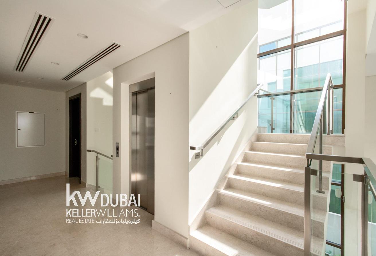 SINGLE ROW | LARGE PLOT | LANDSCAPED photo 13