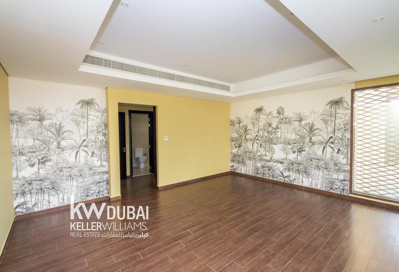 SINGLE ROW | LARGE PLOT | LANDSCAPED photo 17