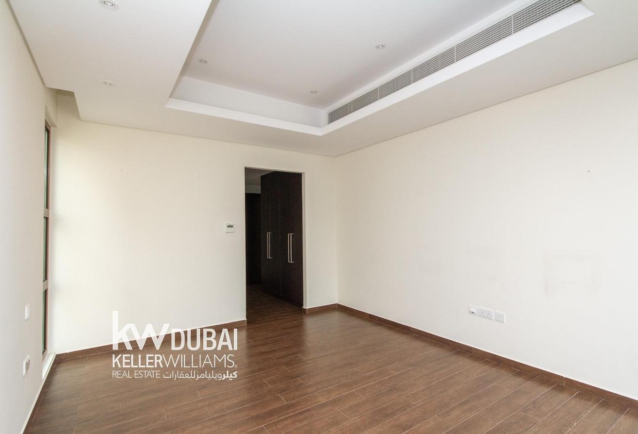 SINGLE ROW | LARGE PLOT | LANDSCAPED photo 20