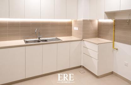 Apartment - 2 Bedrooms - 2 Bathrooms for rent in Zahra Apartments 2A - Zahra Apartments 2 - Zahra Apartments - Town Square - Dubai