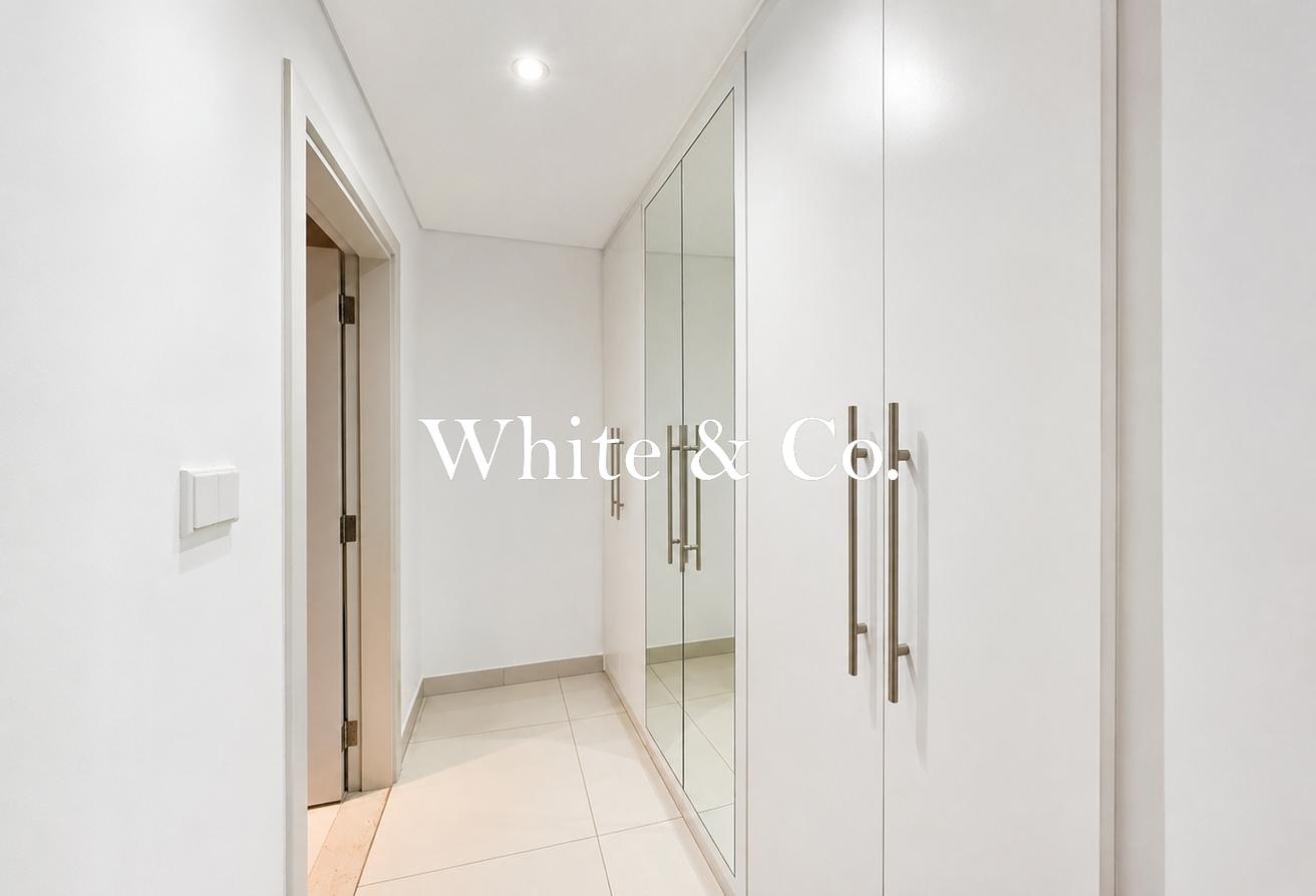 Spacious Unit | Available Now | Bright photo 13