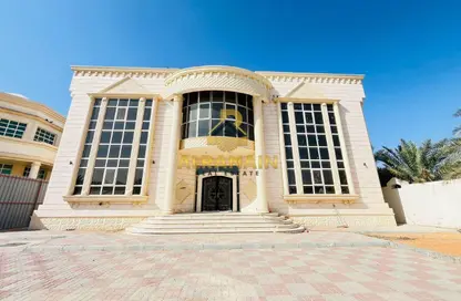 فيلا - 5 غرف نوم - 7 حمامات للايجار في موييفية - المرخانية - العين