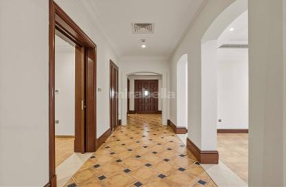 Villa - 5 - 5 for rent in Lime Tree Valley - Jumeirah Golf Estates - Dubai