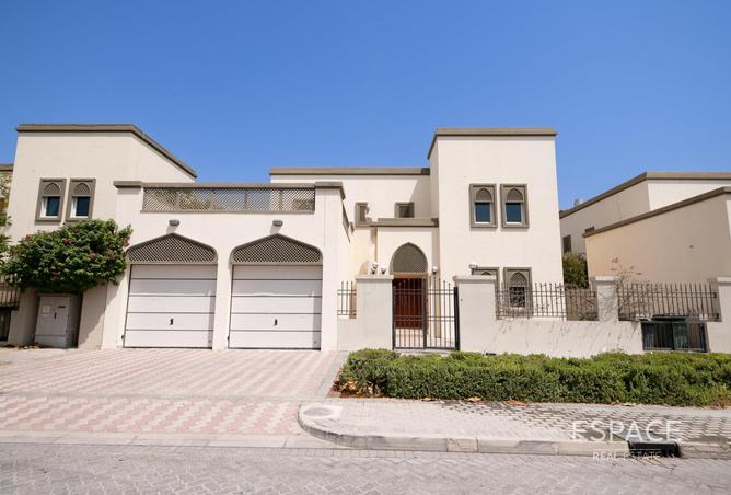 103242010 - Property Image 2