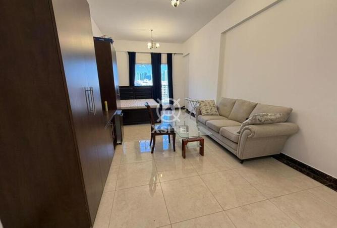 71918637 - Property Image 3