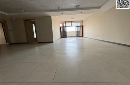Apartment - 3 Bedrooms - 4 Bathrooms for rent in Ajman Corniche Residences - Ajman Corniche Road - Ajman
