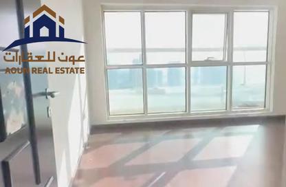 شقة - 2 غرف نوم - 3 حمامات للبيع في برج أمير بو خمسين - المجاز 3 - المجاز - الشارقة شقة - 2 غرف نوم - 3 حمامات للبيع في برج أمير بو خمسين - المجاز 3 - المجاز - الشارقة