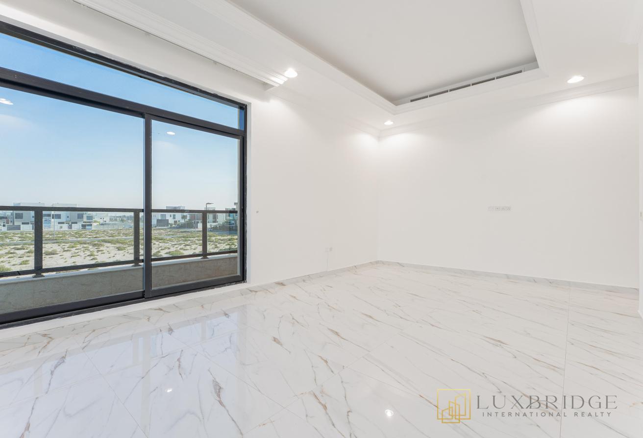 Skyline Elegance | Premium Location photo 17
