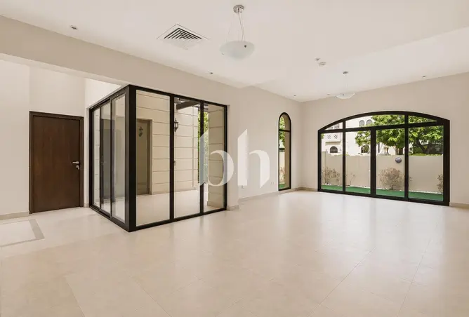 161429940 - Property Image 3