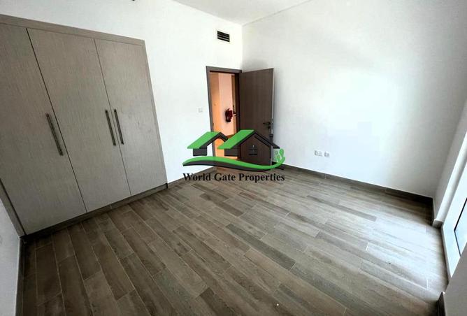 77773676 - صورة العقار 3