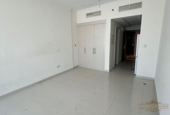 130216415 - Property Image 2