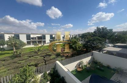 Villa - 4 - 5 for sale in Elie Saab Vie at the Fields - The Fields - District 11 - Mohammed Bin Rashid City - Dubai Villa - 4 - 5 for sale in Elie Saab Vie at the Fields - The Fields - District 11 - Mohammed Bin Rashid City - Dubai