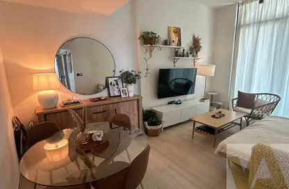 شقة - 2 غرف نوم - 2 حمامات للبيع في بن غاطي لونا - الضاحية 12 - قرية جميرا الدائرية - دبي