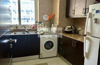 Apartment - 2 Bedrooms - 2 Bathrooms for sale in La Fontana - Arjan - Dubai