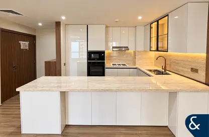 Apartment - 2 Bedrooms - 3 Bathrooms for sale in Rimal 1 - Rimal - Jumeirah Beach Residence - Dubai