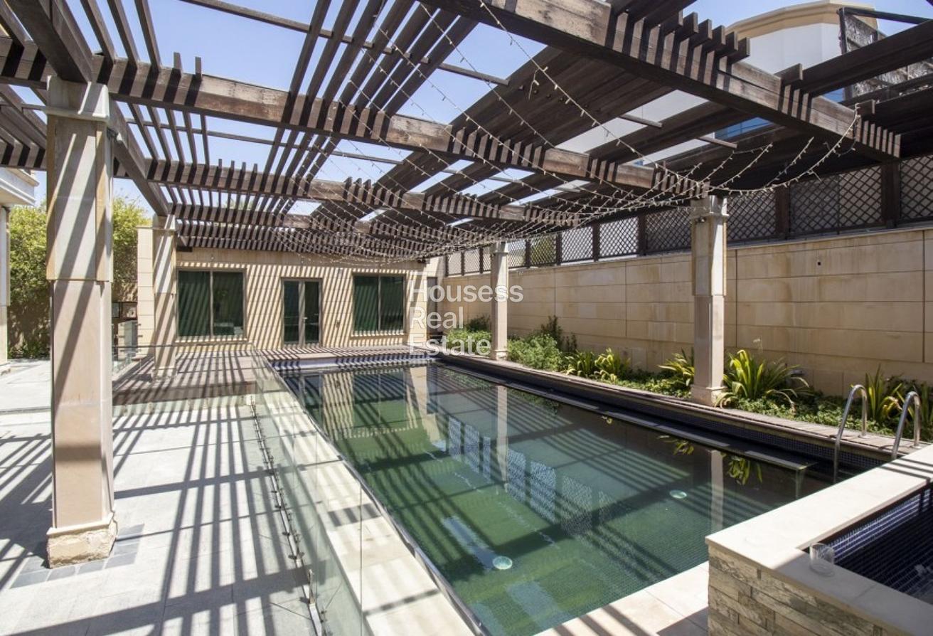 Palace-Style Villa | Private Pool and Lift |Vacant photo 22
