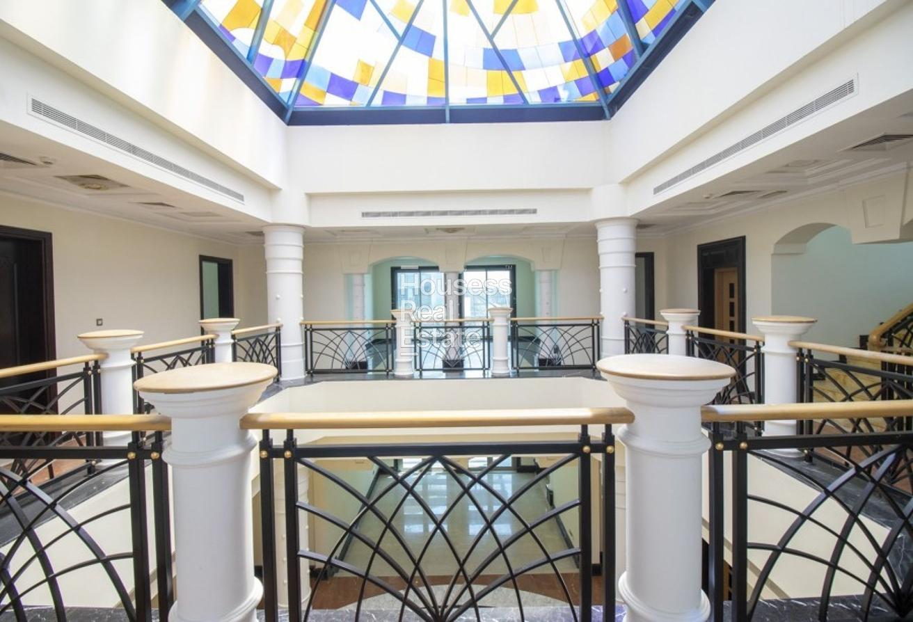 Palace-Style Villa | Private Pool and Lift |Vacant photo 7