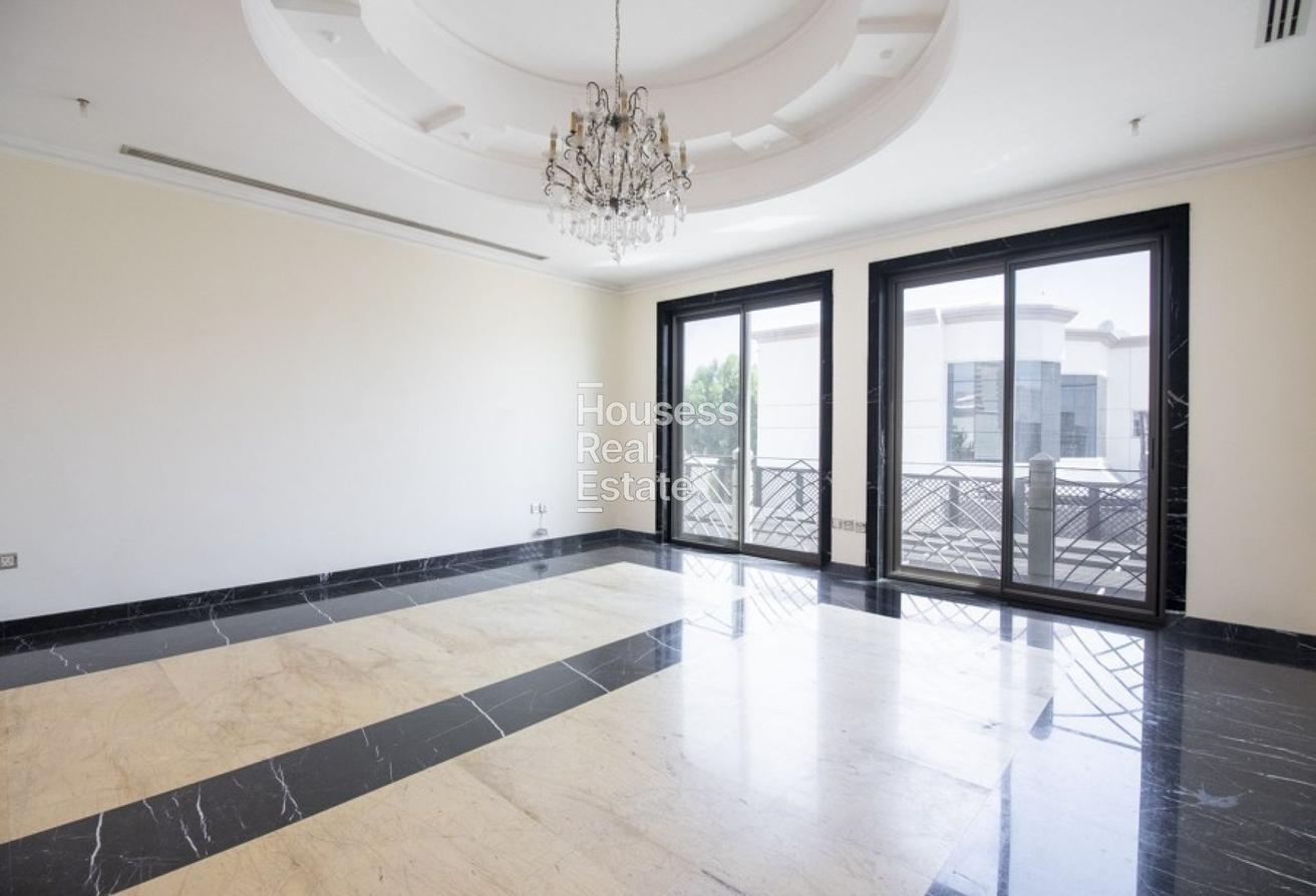 Palace-Style Villa | Private Pool and Lift |Vacant photo 18