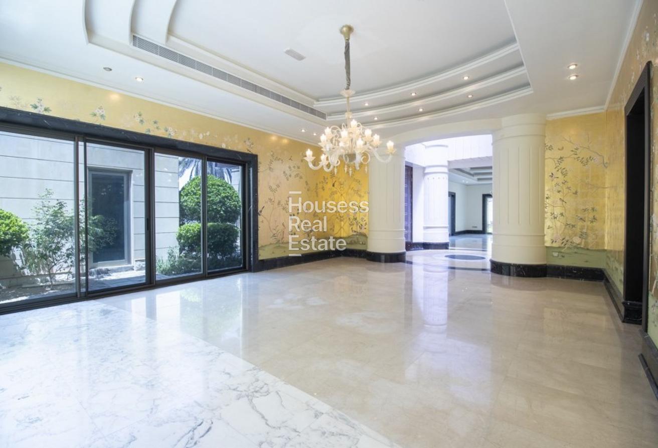 Palace-Style Villa | Private Pool and Lift |Vacant photo 6