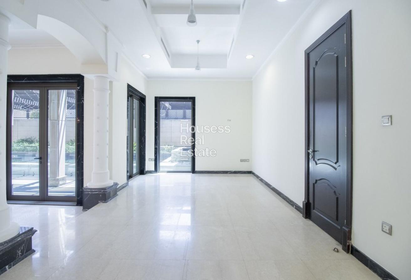 Palace-Style Villa | Private Pool and Lift |Vacant photo 13