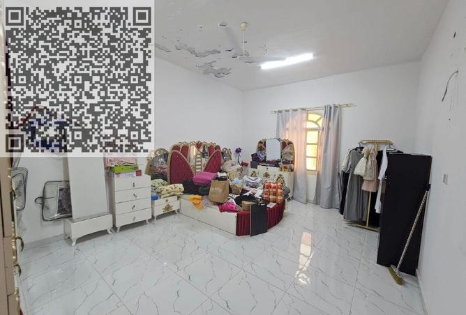 5 Master Villa in Al Rawda 3 Prime Location for Sa